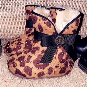 Michael Kors Baby Boots